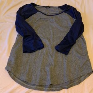 RUE 21 BASEBALL TEE SIZE XL GENTLY USED